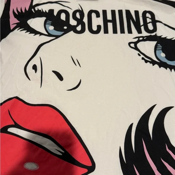Moschino Pop Art Graphic Tee in White - Picture 4 of 4